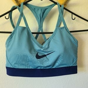 Nike pro sports bra